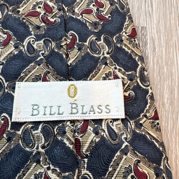 Lot of 4 Vintage Silk Ties Bill Blass Hathaway Mallory Church Van Heusen - Picture 7 of 7